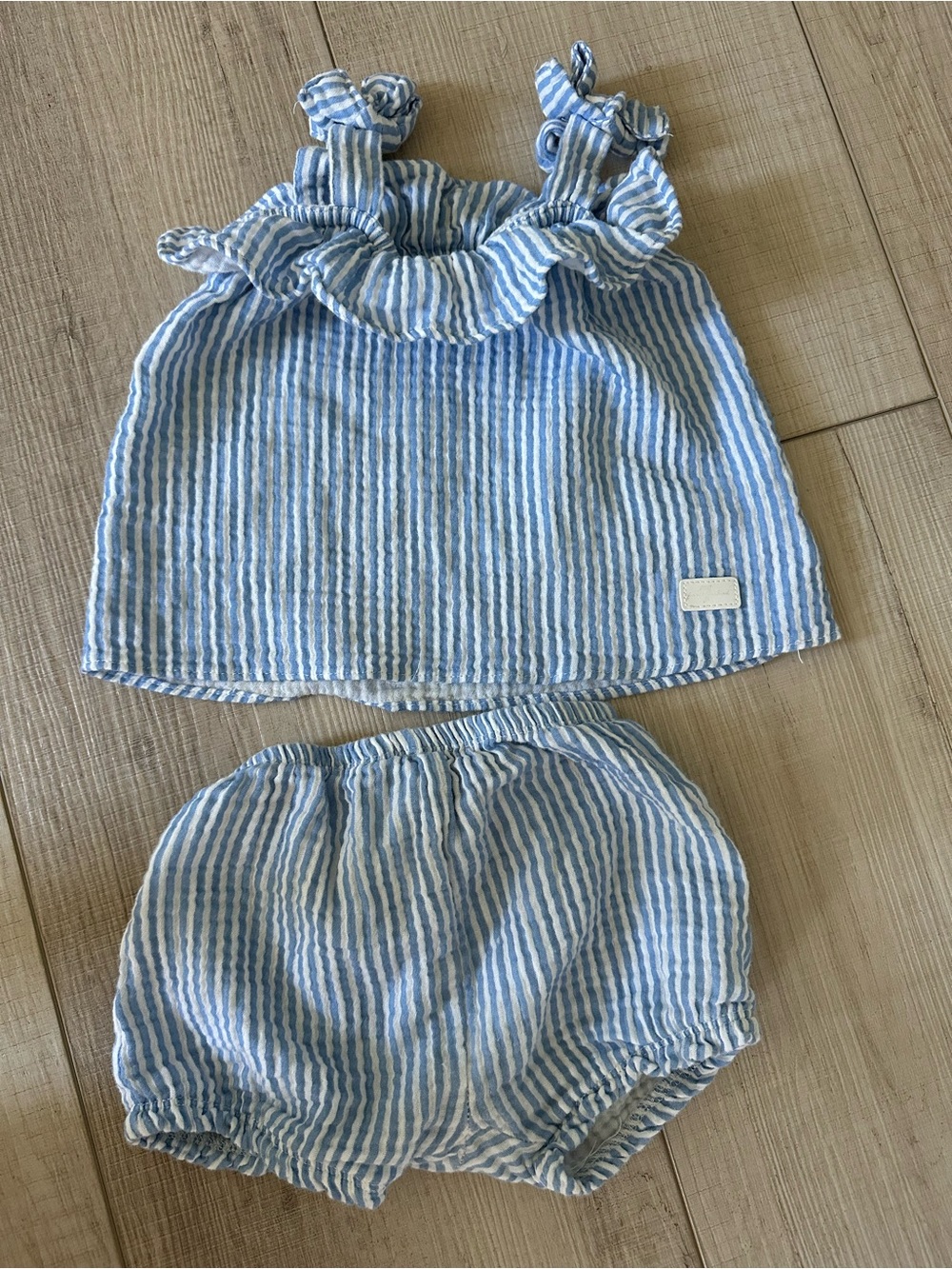 7 For All Mankind Cotton Seersucker outfit